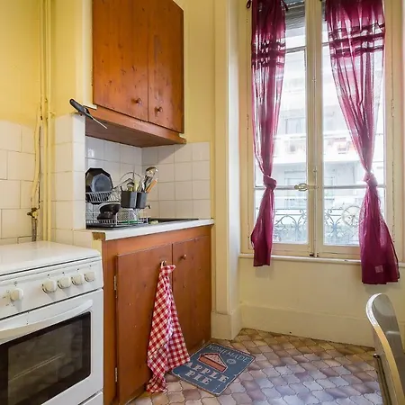 Fully Equipped *lyon 7* Lyon